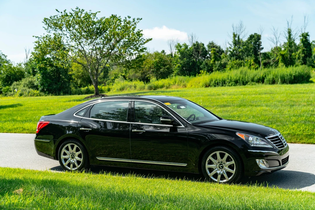 2012 Hyundai Equus - Image 16 of 31