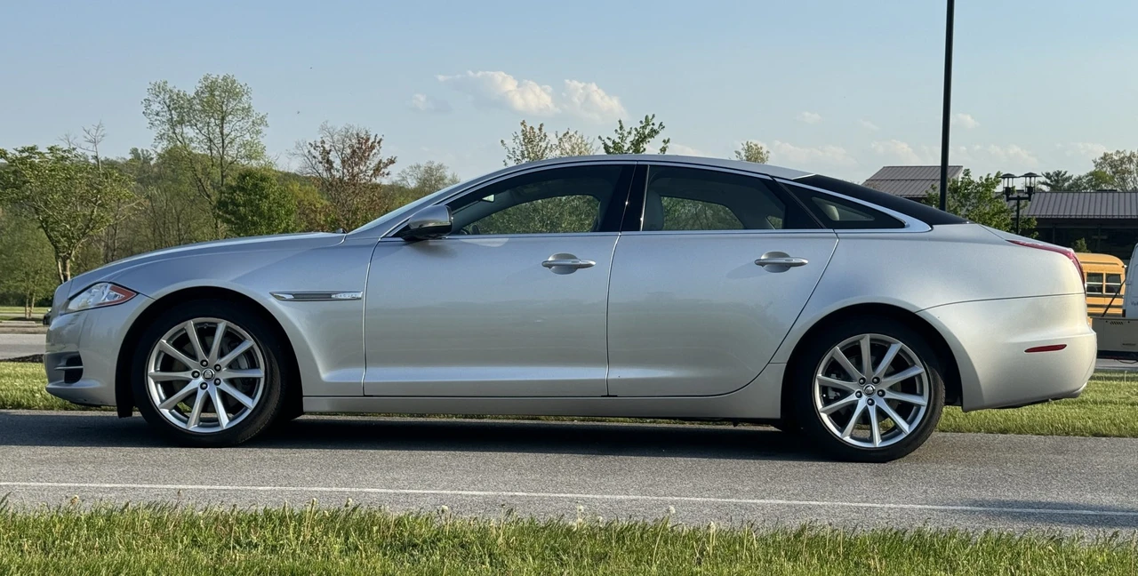 2012 Jaguar X351 XJ - Image 6 of 31
