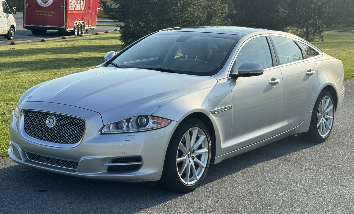 2012 Jaguar X351 XJ - Image 4 of 31