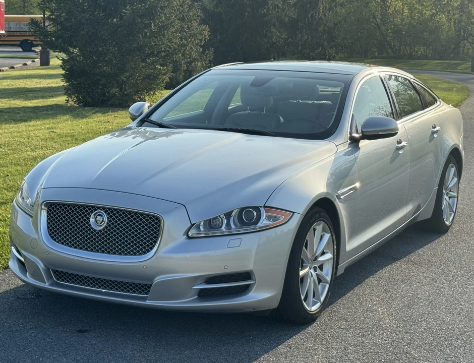 2012 Jaguar X351 XJ - Image 3 of 31