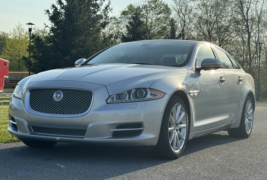 2012 Jaguar X351 XJ - Image 2 of 31