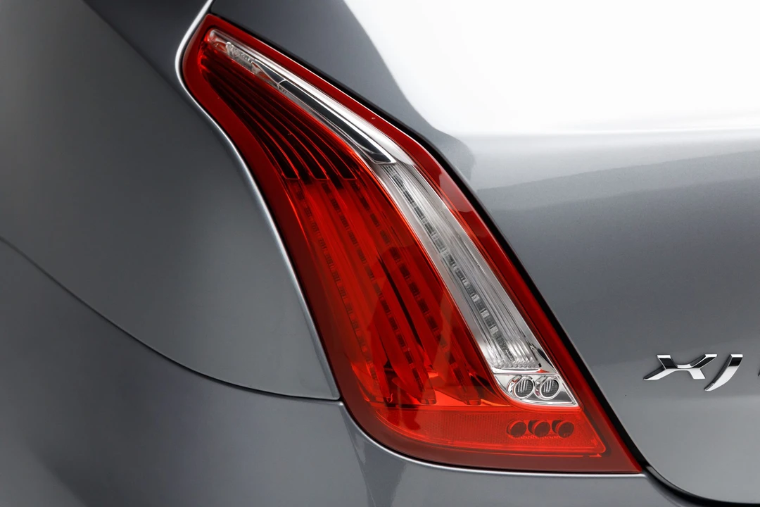2012 Jaguar X351 XJ - Image 29 of 31