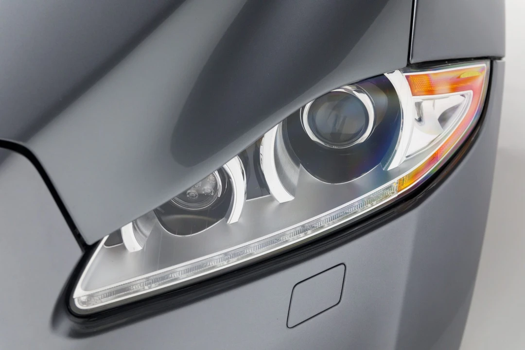 2012 Jaguar X351 XJ - Image 28 of 31