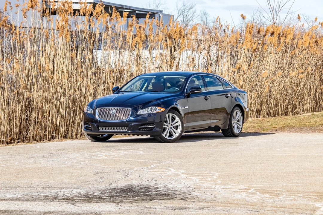 2012 Jaguar X351 XJ - Image 2 of 31