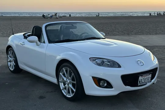 2012 Mazda MX-5 Miata Grand Touring PRHT