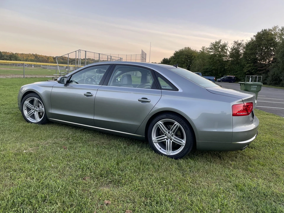 2013 Audi D4 A8 - Image 6 of 31