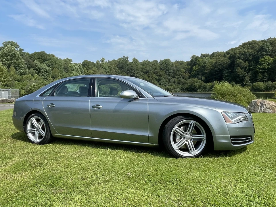 2013 Audi D4 A8 - Image 9 of 31