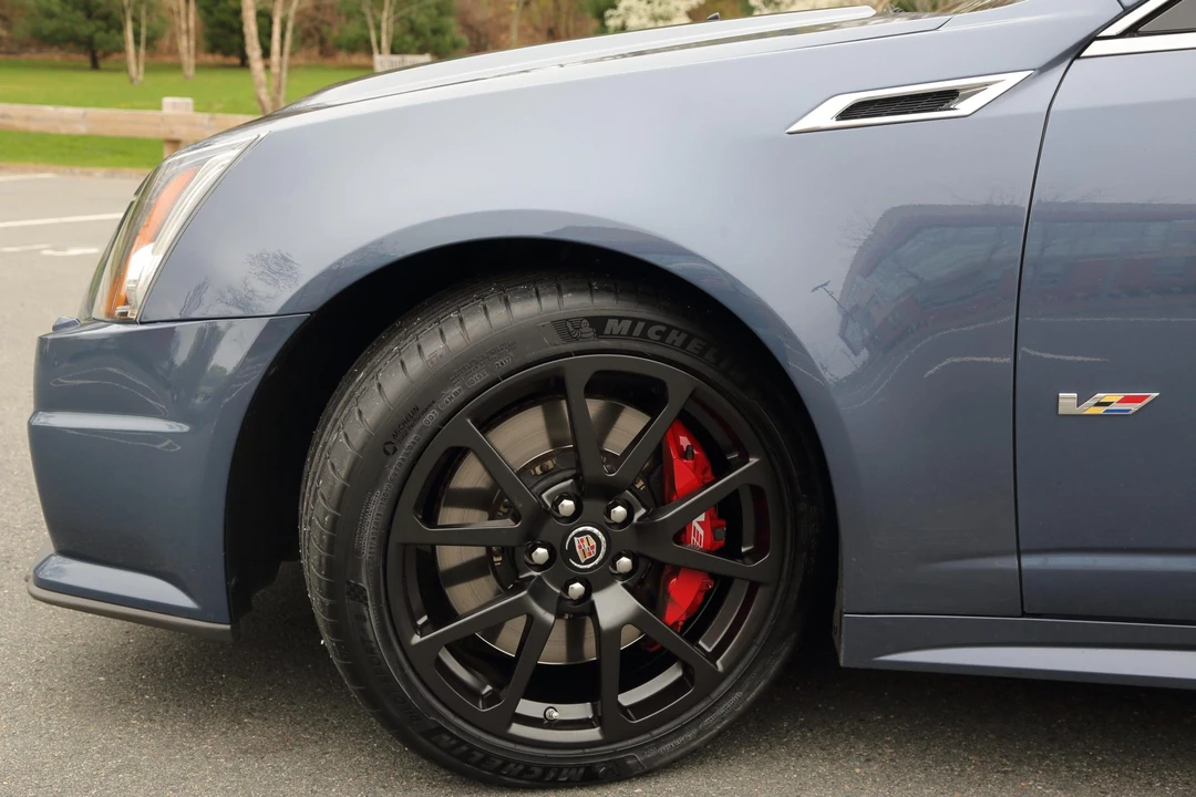 2013 Cadillac CTS-V 2nd Gen - Image 26 of 31