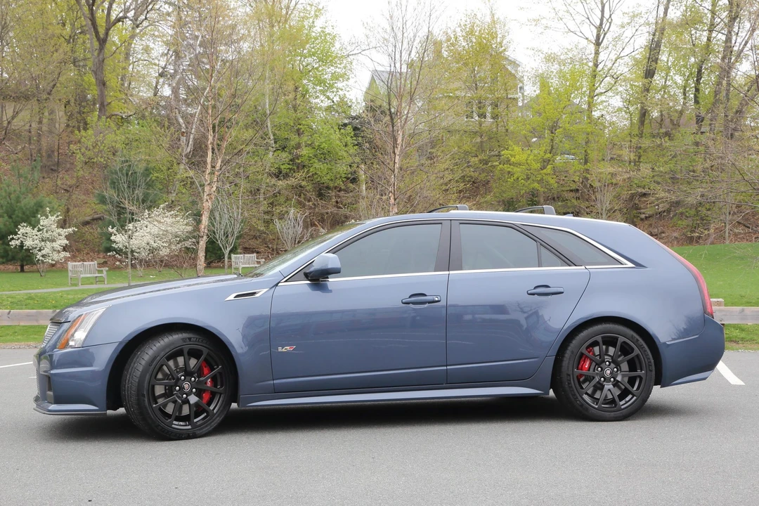 2013 Cadillac CTS-V 2nd Gen - Image 9 of 31