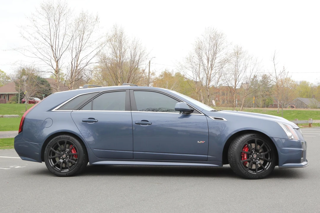 2013 Cadillac CTS-V 2nd Gen - Image 4 of 31
