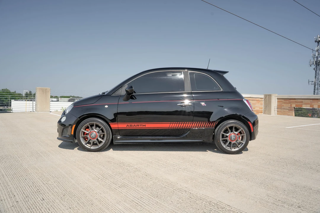 2013 Fiat Abarth 500 - Image 3 of 31