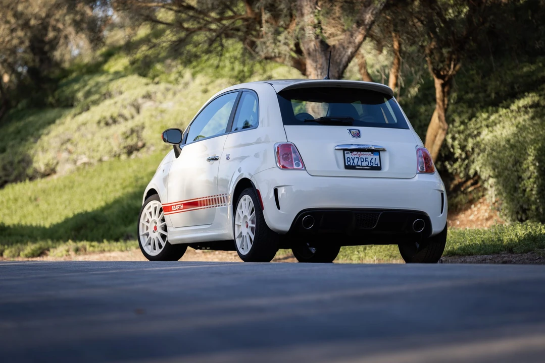 2013 Fiat Abarth 500 - Image 8 of 31