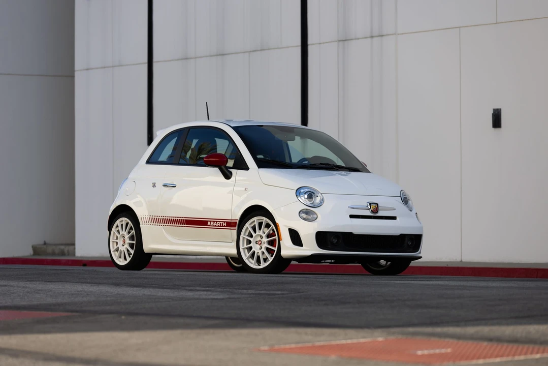 2013 Fiat Abarth 500 - Image 30 of 31