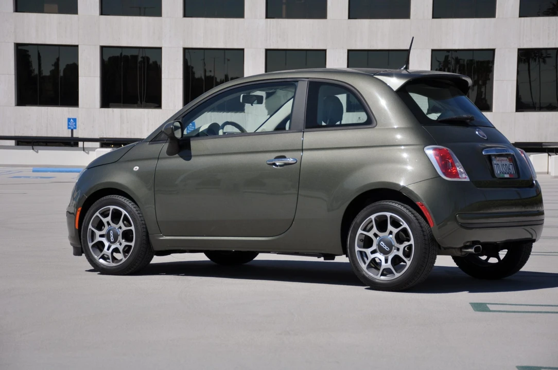 2013 Fiat 500 - Image 15 of 31