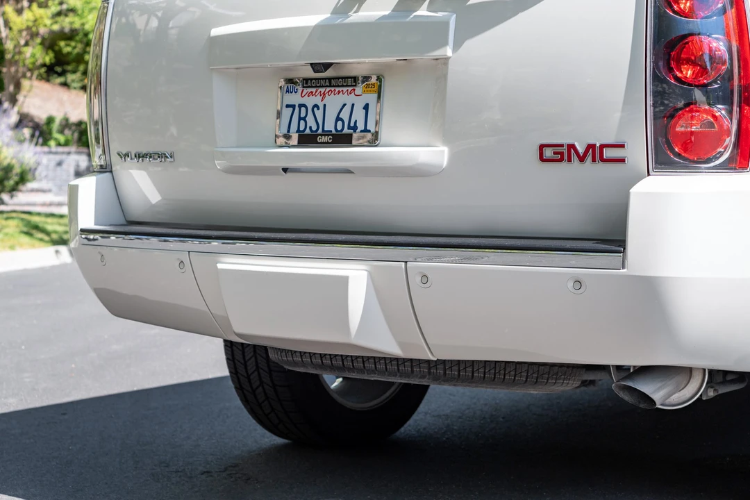 2013 GMC Yukon 3rd Gen - Image 17 of 31