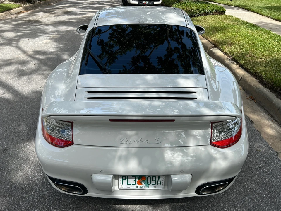 2013 Porsche 997 Turbo S - Image 6 of 31