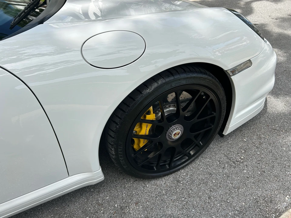 2013 Porsche 997 Turbo S - Image 27 of 31
