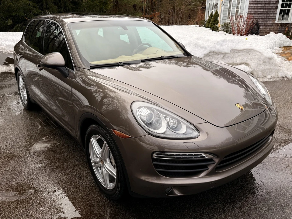 2013 Porsche 958 Cayenne S - Image 25 of 31