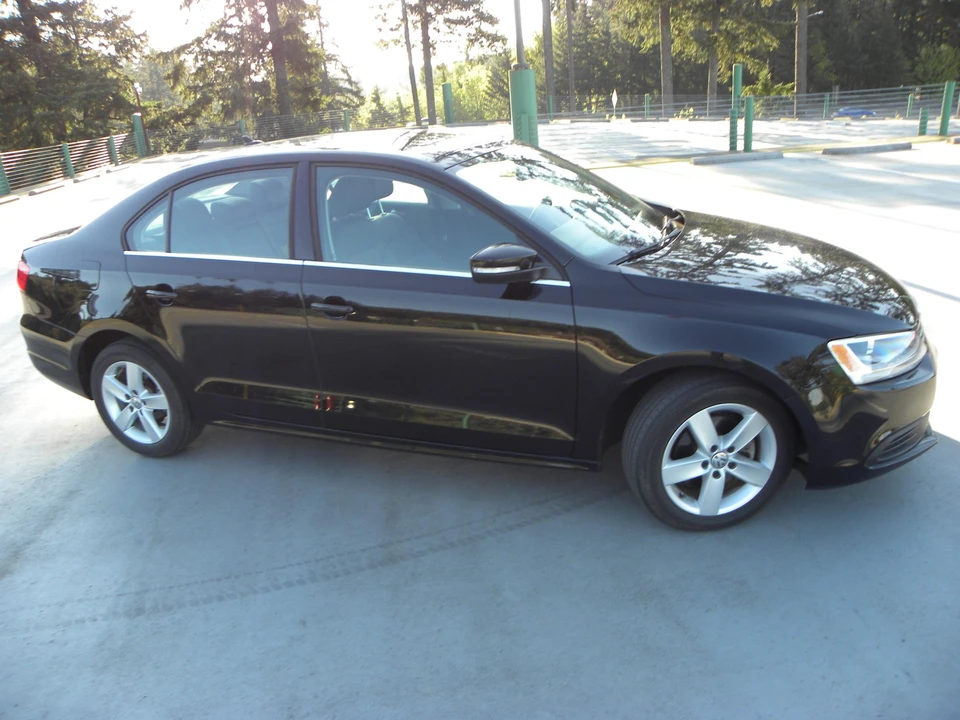2013 Volkswagen A6 Jetta - Image 10 of 31