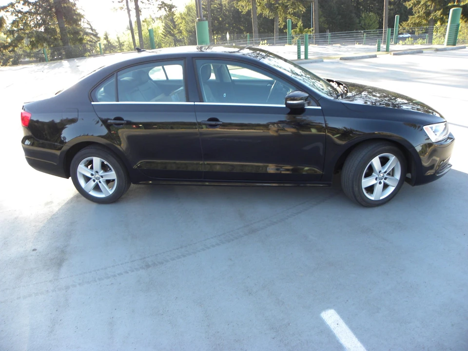 2013 Volkswagen A6 Jetta - Image 11 of 31