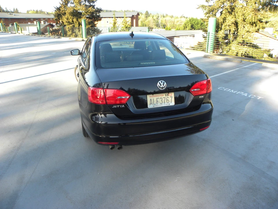 2013 Volkswagen A6 Jetta - Image 20 of 31