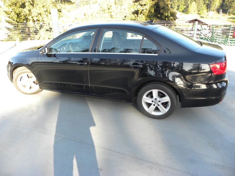2013 Volkswagen A6 Jetta - Image 25 of 31