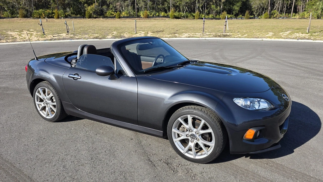 2014 Mazda NC MX-5 Miata - Image 4 of 31