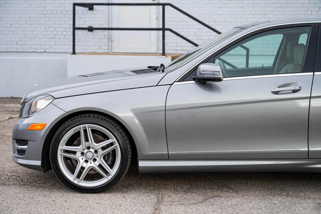 2014 Mercedes-Benz W204 C-Class - Image 21 of 31
