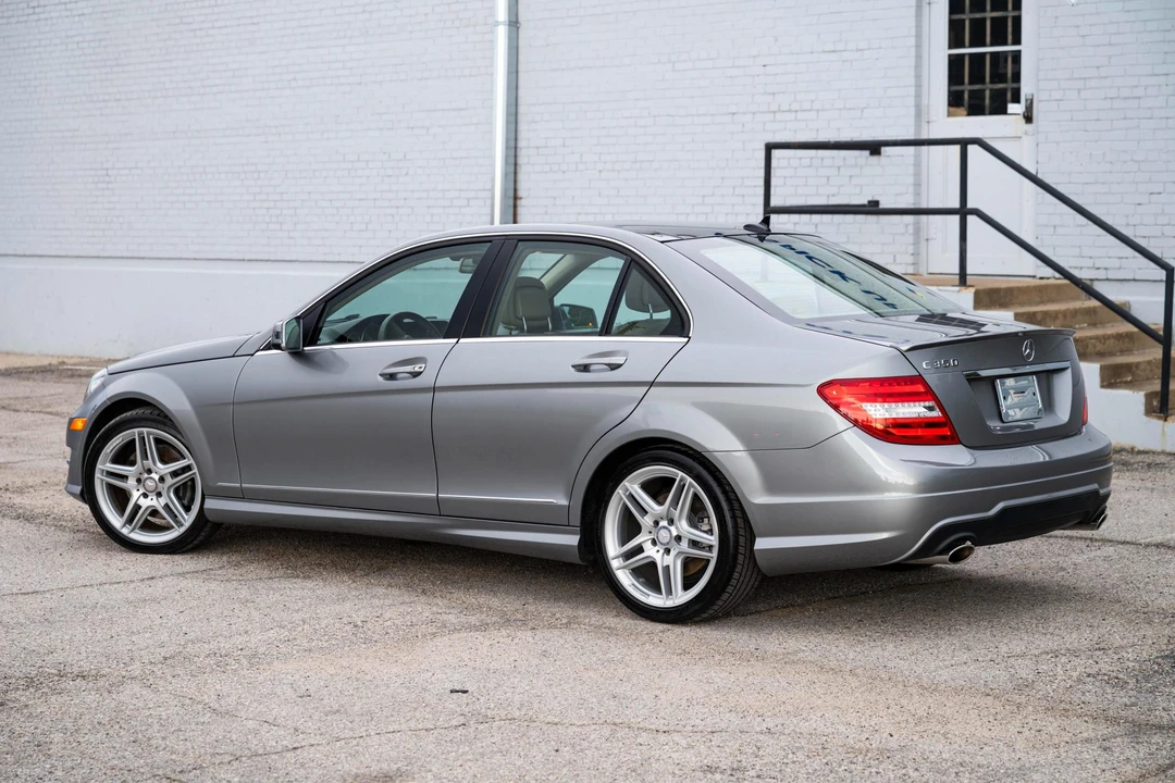 2014 Mercedes-Benz W204 C-Class - Image 19 of 31