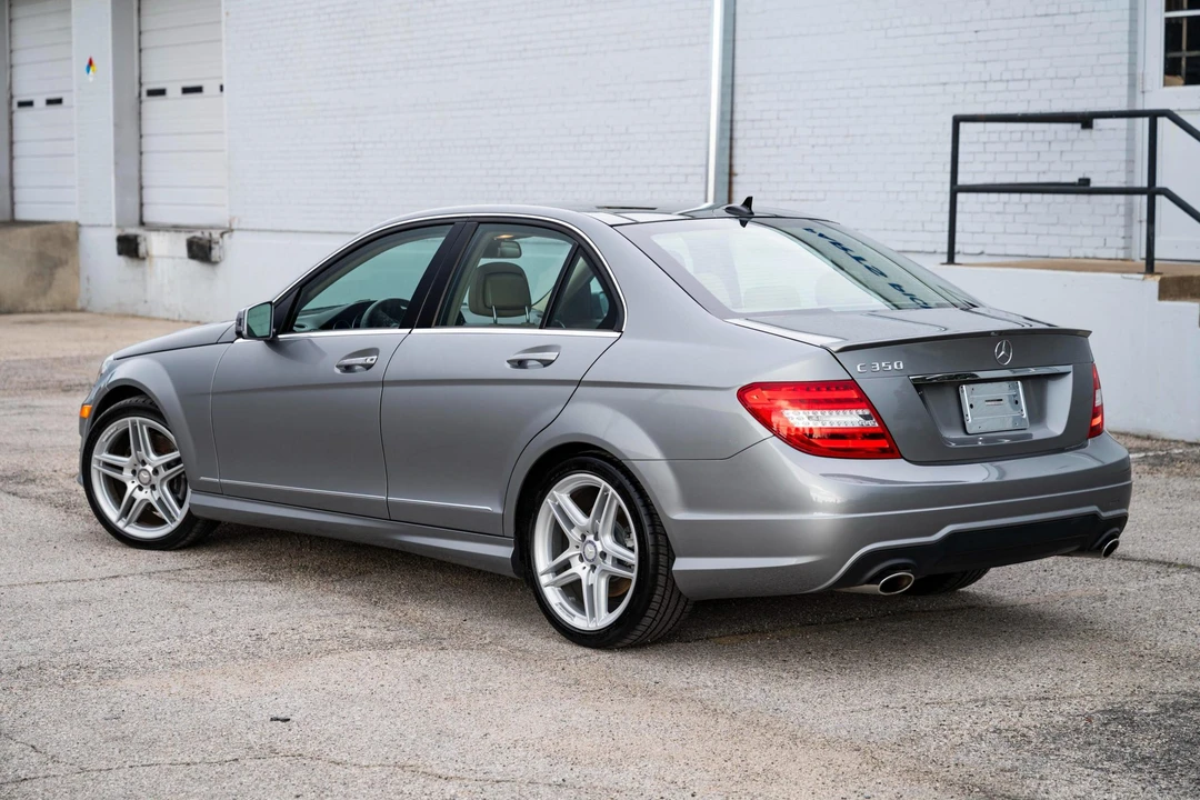 2014 Mercedes-Benz W204 C-Class - Image 18 of 31