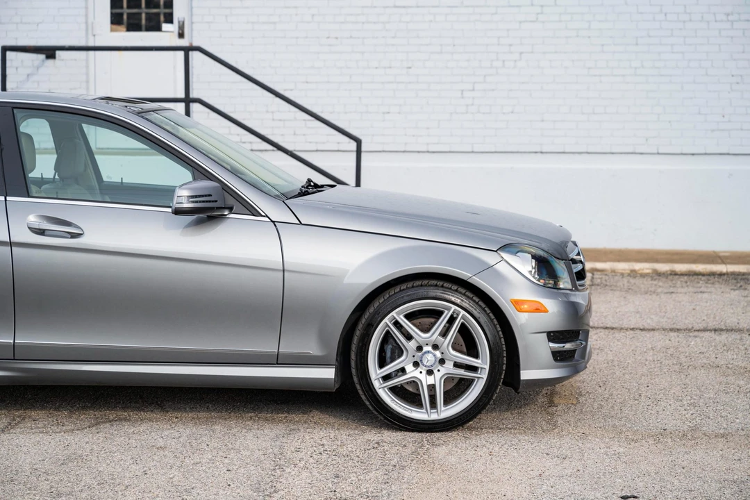 2014 Mercedes-Benz W204 C-Class - Image 24 of 31