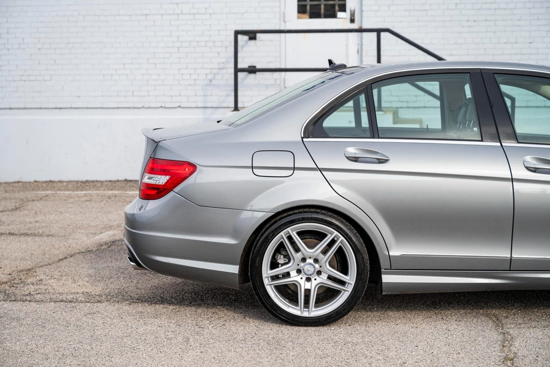 2014 Mercedes-Benz W204 C-Class - Image 23 of 31