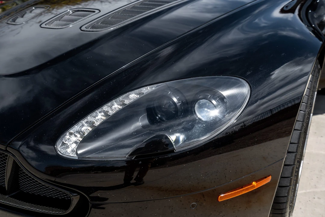 2015 Aston Martin V12 Vantage (2010-2018) - Image 11 of 31