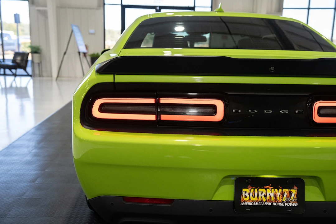 2015 Dodge Challenger SRT8 & 392 3rd Gen - Image 29 of 31
