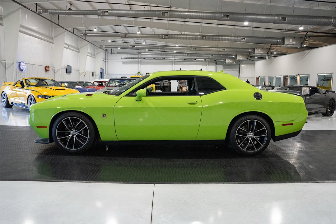 2015 Dodge Challenger SRT8 & 392 3rd Gen - Image 4 of 31