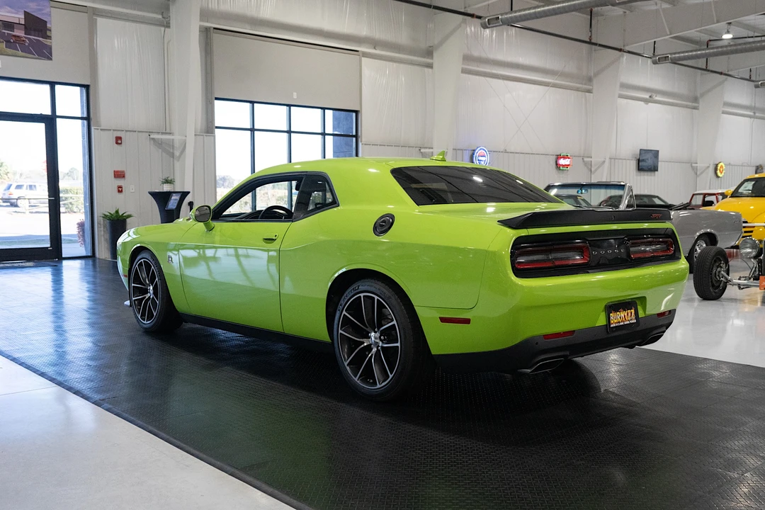 2015 Dodge Challenger SRT8 & 392 3rd Gen - Image 13 of 31