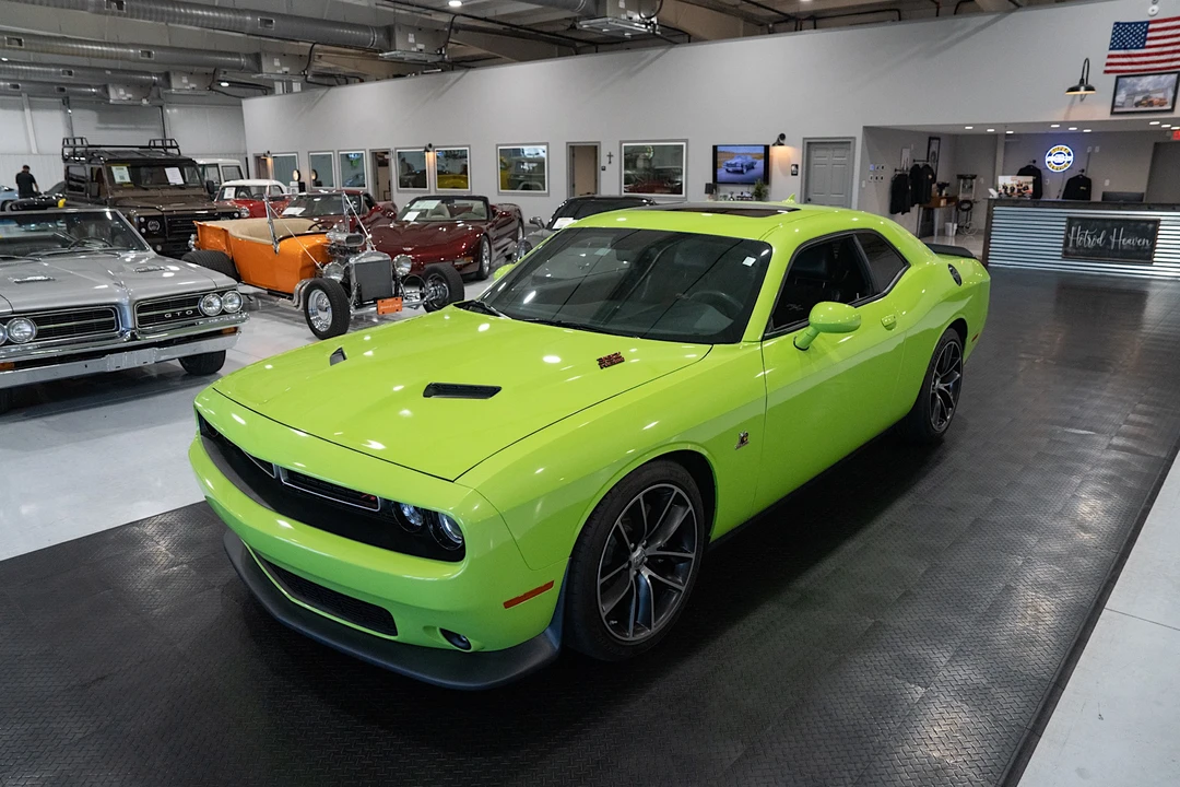 2015 Dodge Challenger SRT8 & 392 3rd Gen - Image 2 of 31
