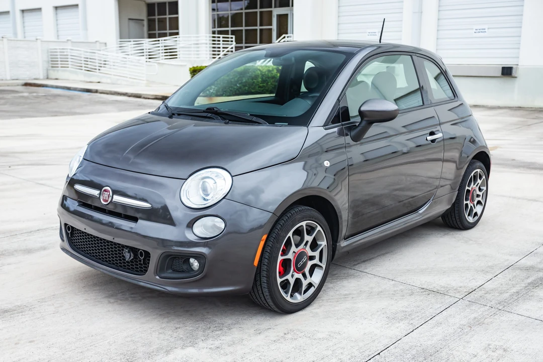 2015 Fiat 500 - Image 2 of 31
