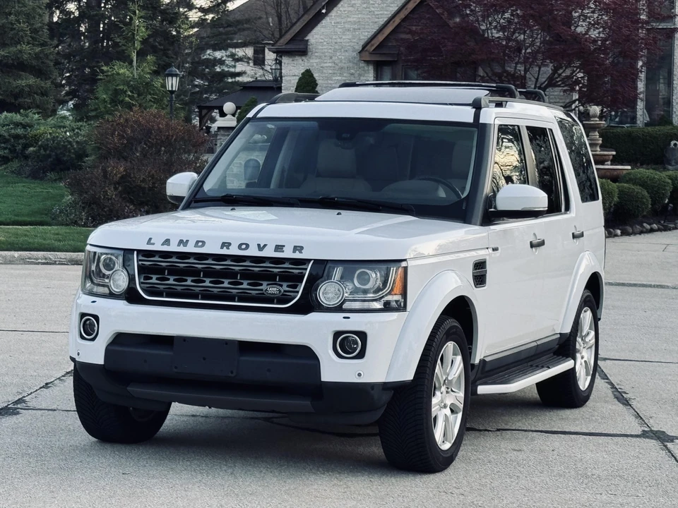 2015 Land Rover Discovery 4th Gen - Image 3 of 31