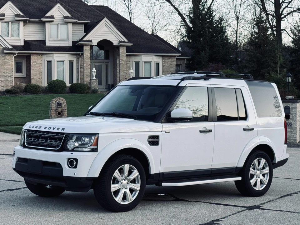 2015 Land Rover Discovery 4th Gen - Image 5 of 31