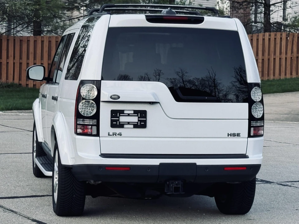 2015 Land Rover Discovery 4th Gen - Image 15 of 31
