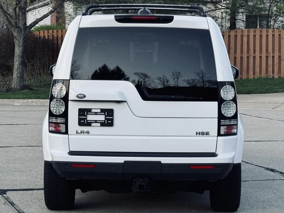2015 Land Rover Discovery 4th Gen - Image 16 of 31