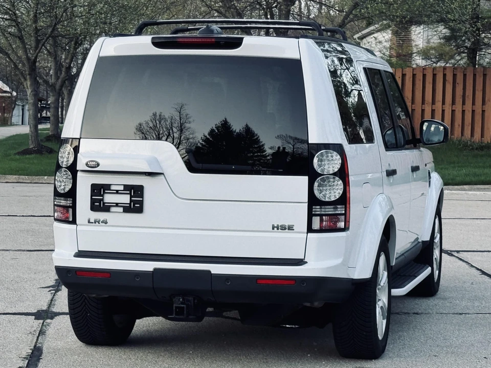 2015 Land Rover Discovery 4th Gen - Image 17 of 31