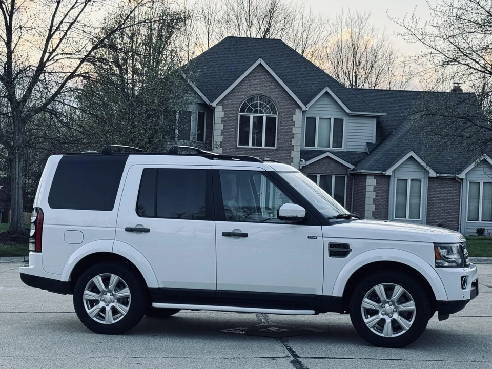 2015 Land Rover Discovery 4th Gen - Image 24 of 31
