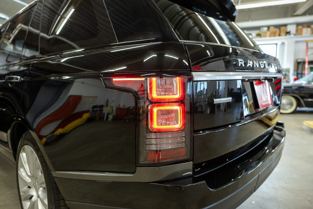 2015 Land Rover Range Rover L405 - Image 26 of 31