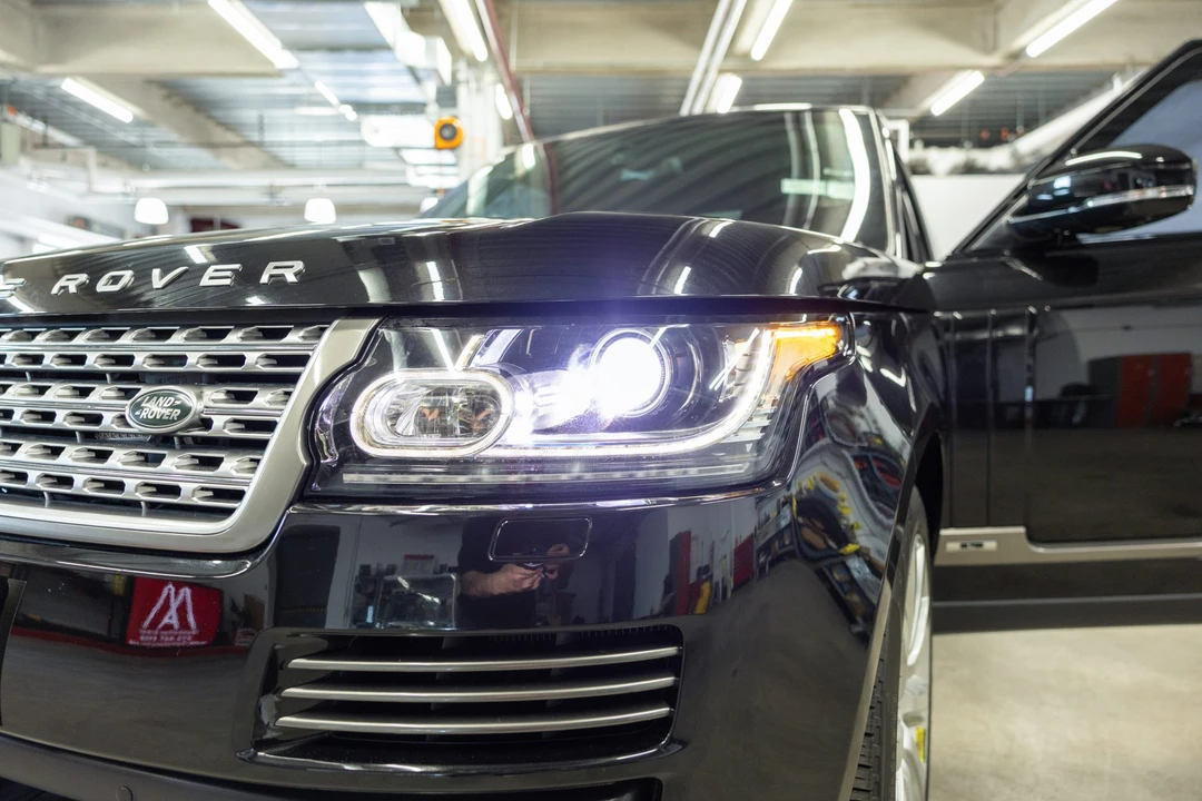 2015 Land Rover Range Rover L405 - Image 18 of 31