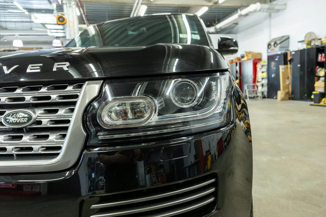 2015 Land Rover Range Rover L405 - Image 16 of 31