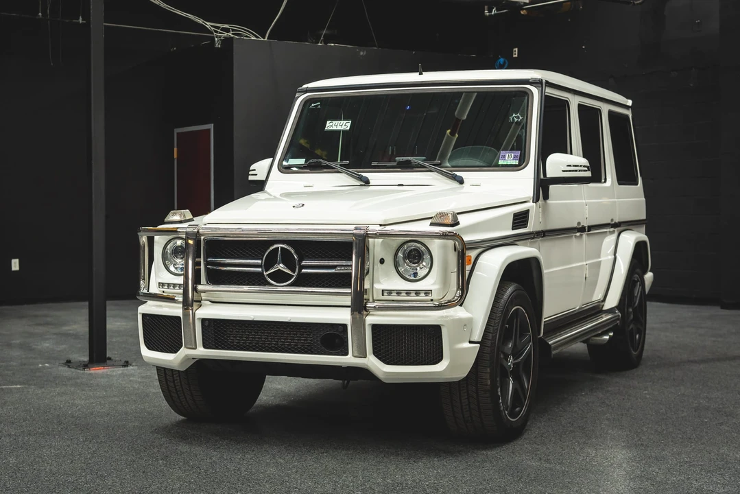2015 Mercedes-Benz W463 G 36 & G 55 & G 63 & G 65 AMG 1st Gen - Image 2 of 31