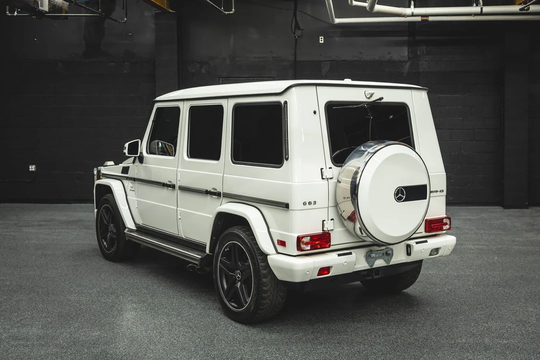 2015 Mercedes-Benz W463 G 36 & G 55 & G 63 & G 65 AMG 1st Gen - Image 13 of 31