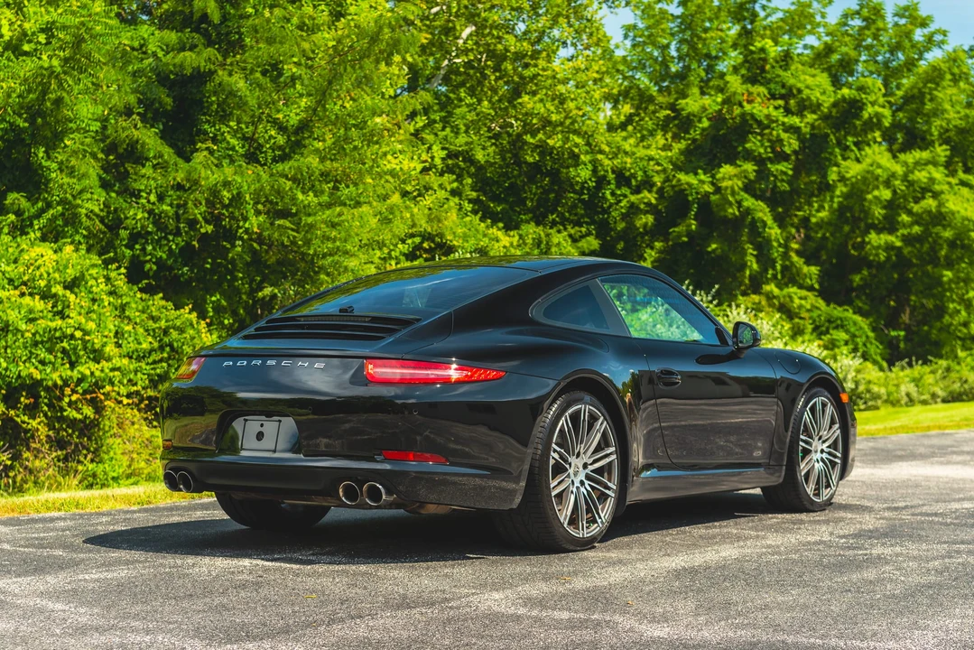2016 Porsche 991 Carrera - Image 25 of 31
